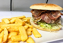 Cafetería Ámsterdam - Hamburguesa, bacon, patatas - Almería - Adra Kmcero