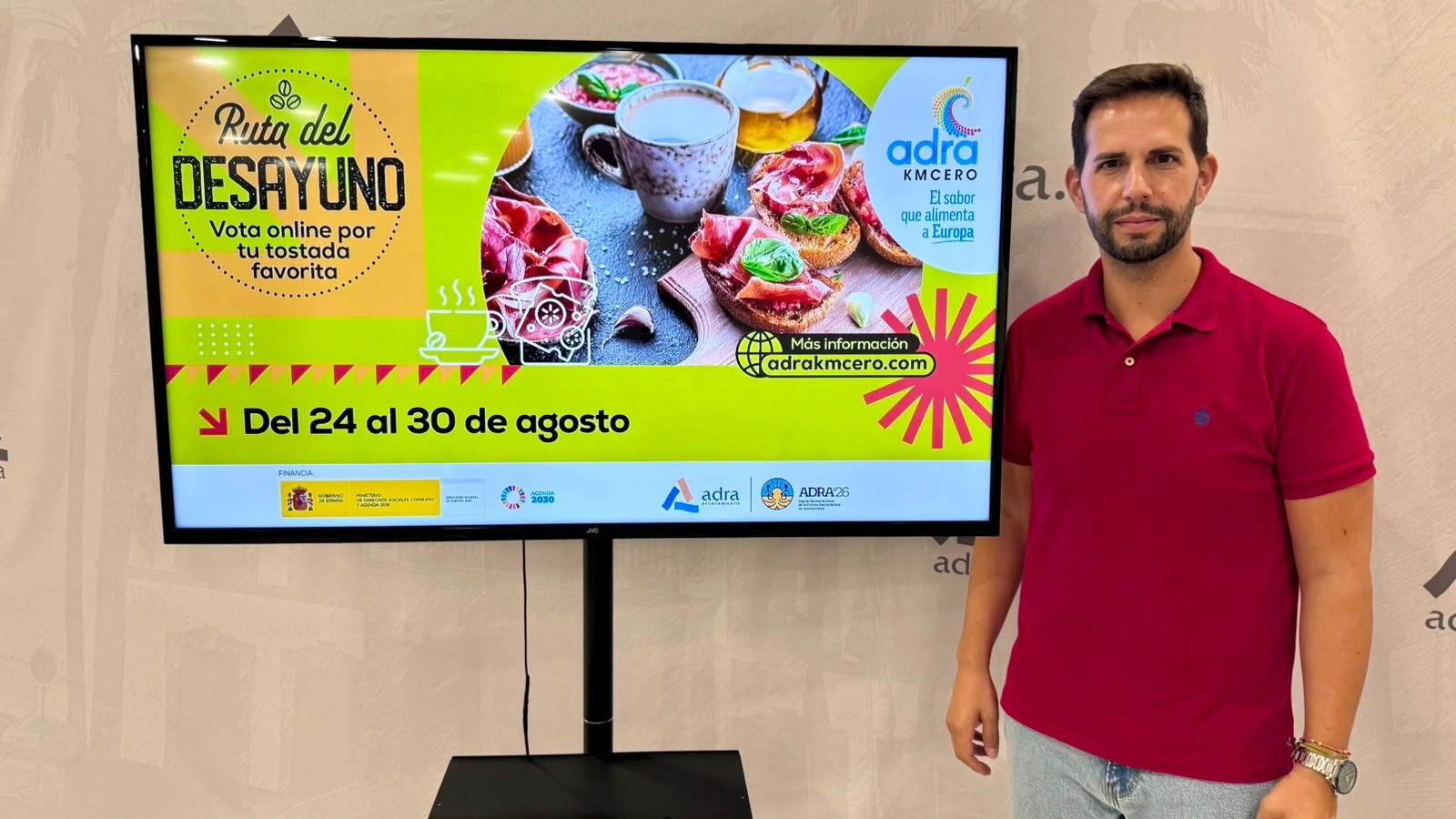 Adra pone en marcha una &lsquo;Ruta del Desayuno KM0&rsquo; para buscar la mejor tostada y repartir premios